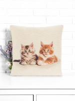 Мейн кун Два котенка Наволочка 45х45 см  - Арт-Декор. Продажа художественных изделий оптом и розницу